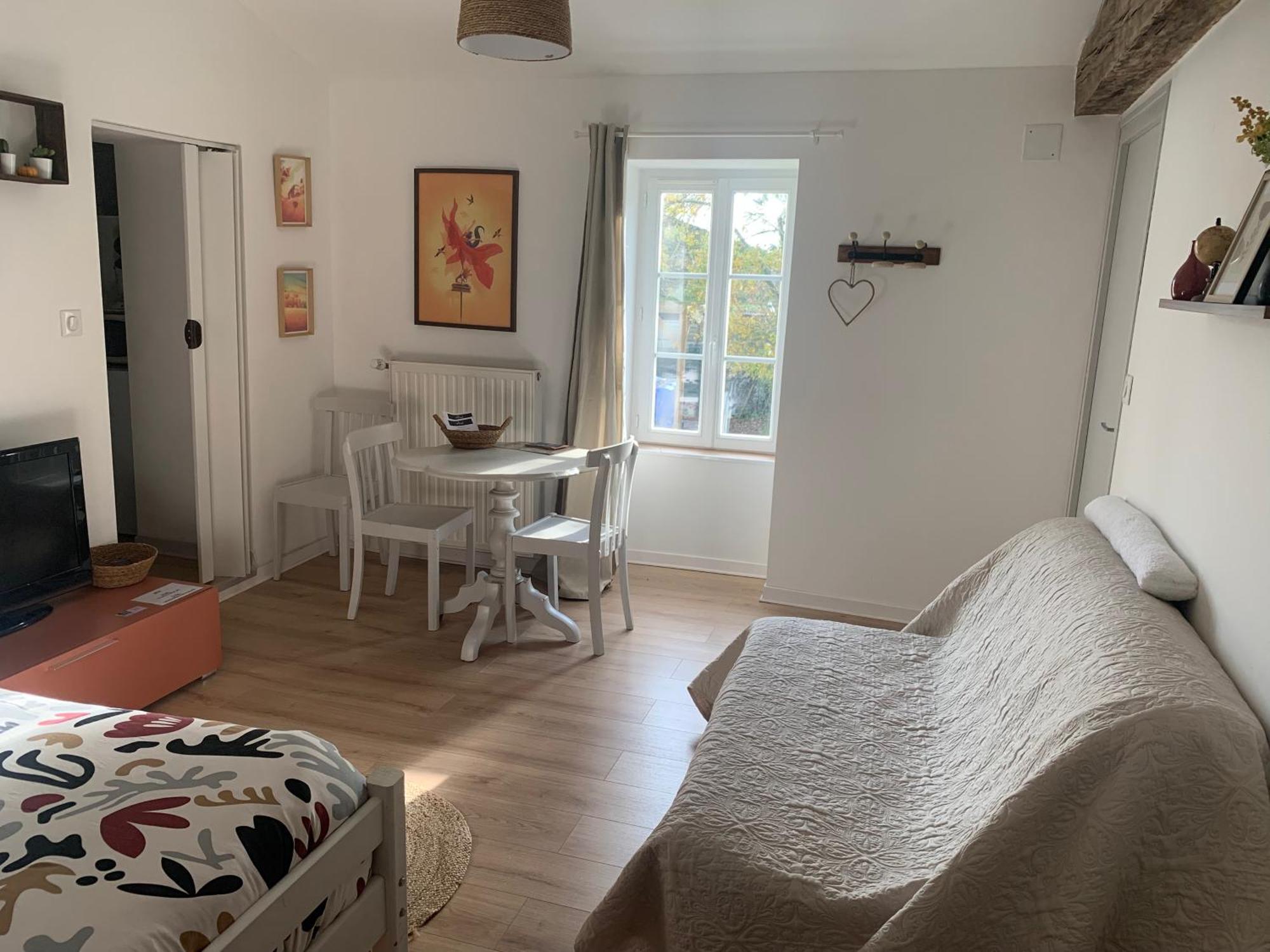 Une Chambre Au Calme En Gatine Deux-Sevrienne Vouhe  Eksteriør billede